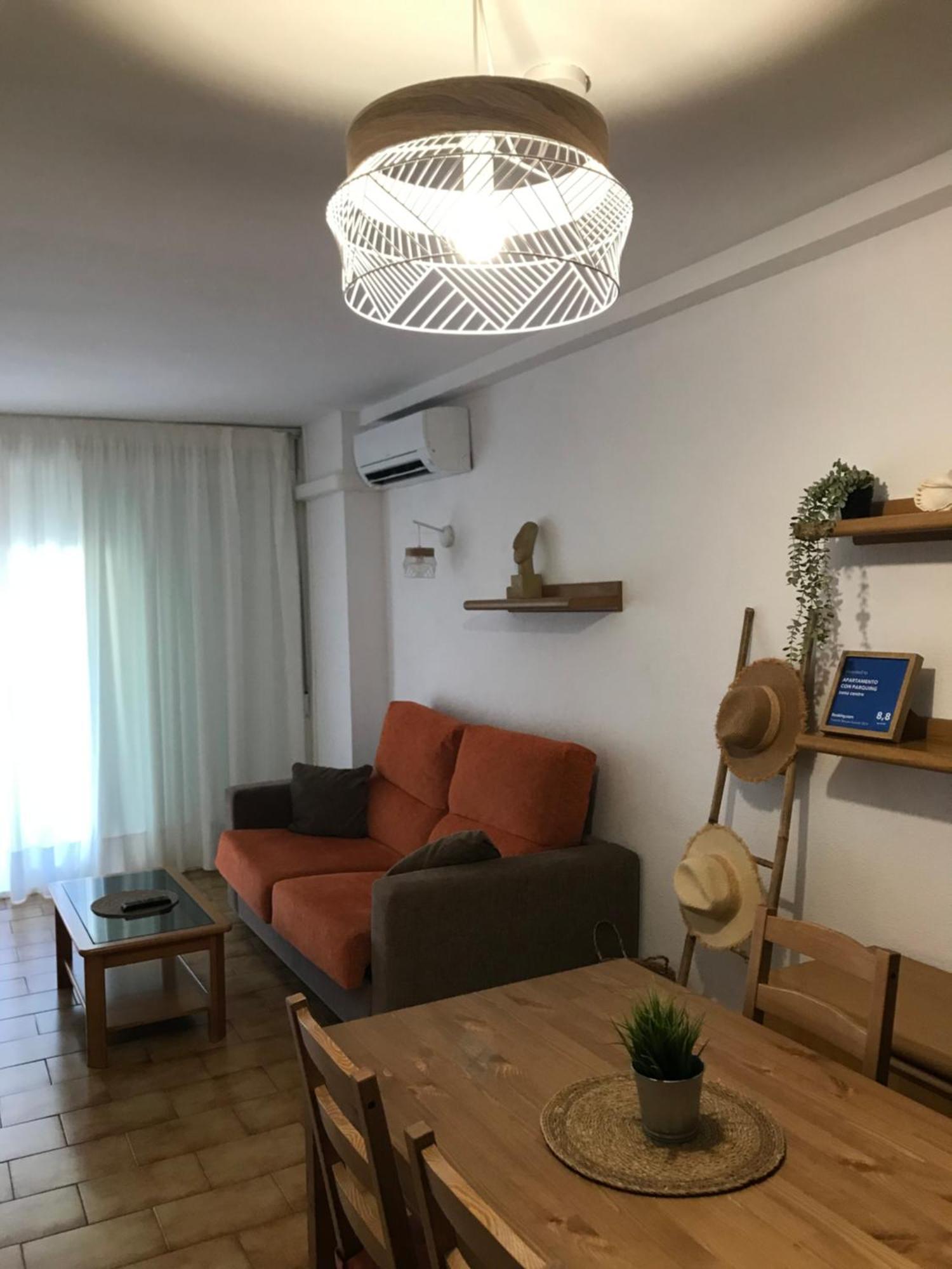 Apartment Con Parquing Zona Centro *